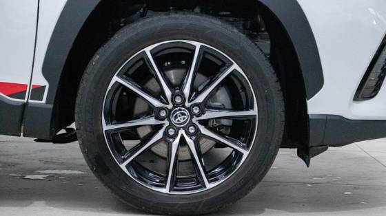 TOYOTA COROLLA CROSS 2.0 VVT-IE FLEX GR-SPORT DIRECT SHIFT TOYOTA COROLLA CROSS 2.0 VVT-IE FLEX GR-SPORT DIRECT SHIFT